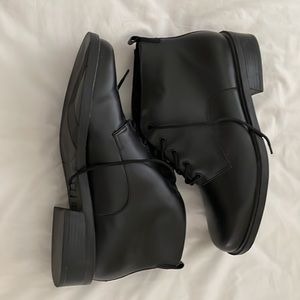 Women’s Croft & Barrow Ankle Lace Boots New Without Tags